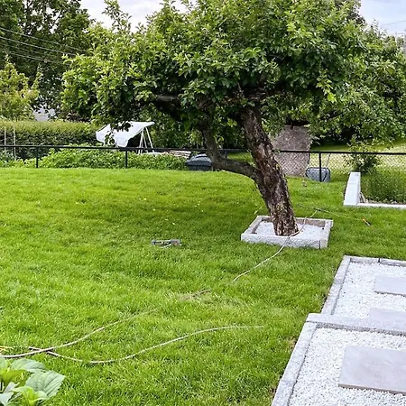 Ferienhaus Stunning In With Wifi, Private Swimming Pool And 4 Bedrooms *